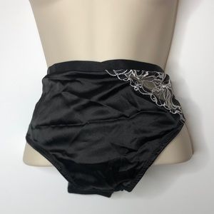 NWT Cacique Womens Black Hipster 22/24 PLUS SIZE NEW WITH TAGS